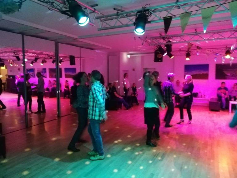 Tanzen In Essen Ab 40 Tanzschule in Essen - Tanzkurse für Erwachsene und Kinder