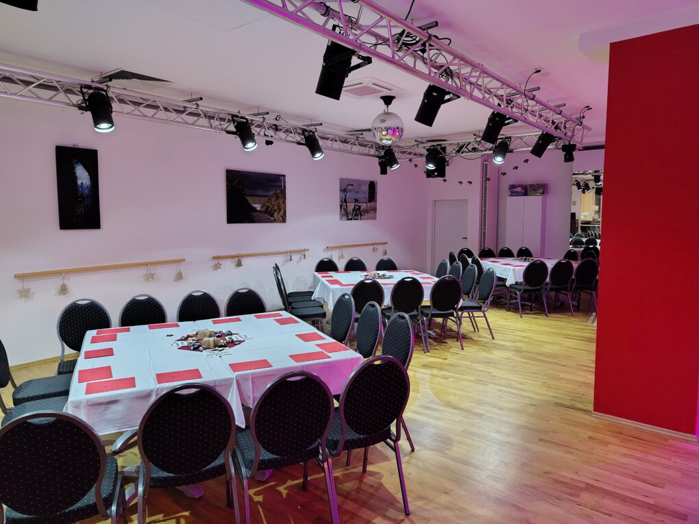 Großer Raum für Eure Feier