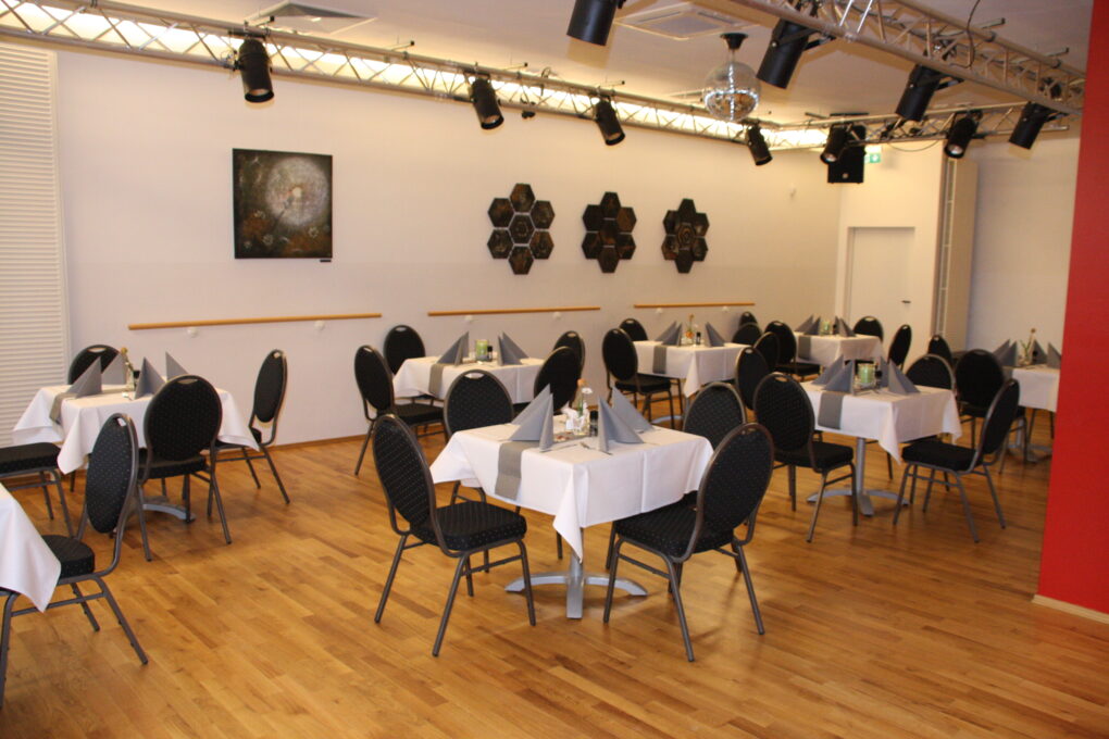 Großer Raum für Eure Feier, Geburtstag, Taufe, Hochzeit